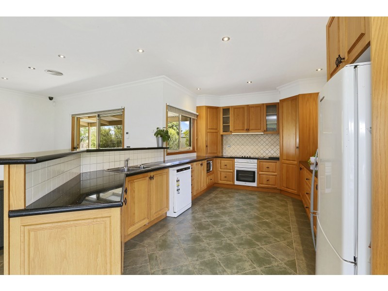 9 Lucien Place, Bannockburn VIC 3331