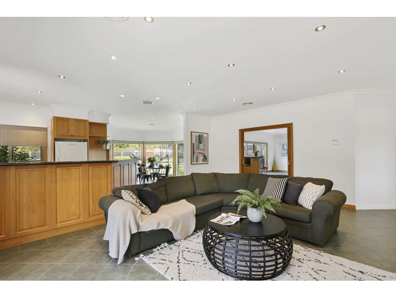 9 Lucien Place, Bannockburn VIC 3331