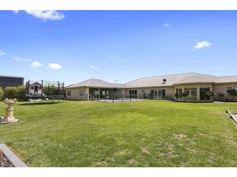 9 Lucien Place, Bannockburn VIC 3331