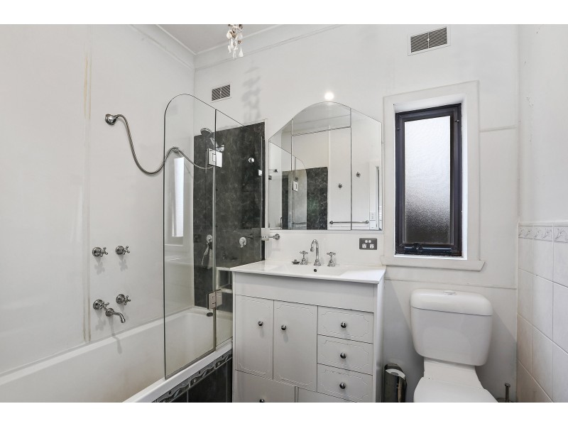 1 Reserve Road, Norlane VIC 3214