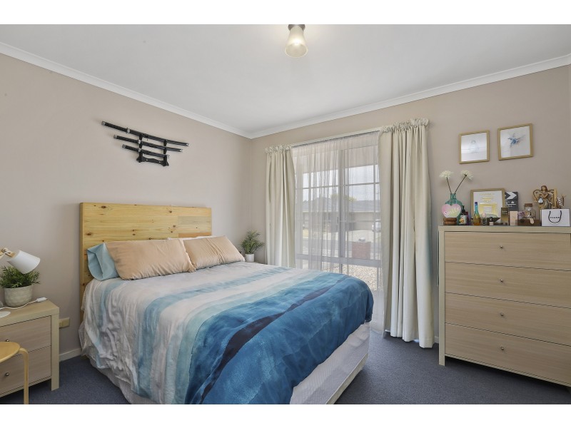 3/50 Cameron Crescent, Lara VIC 3212