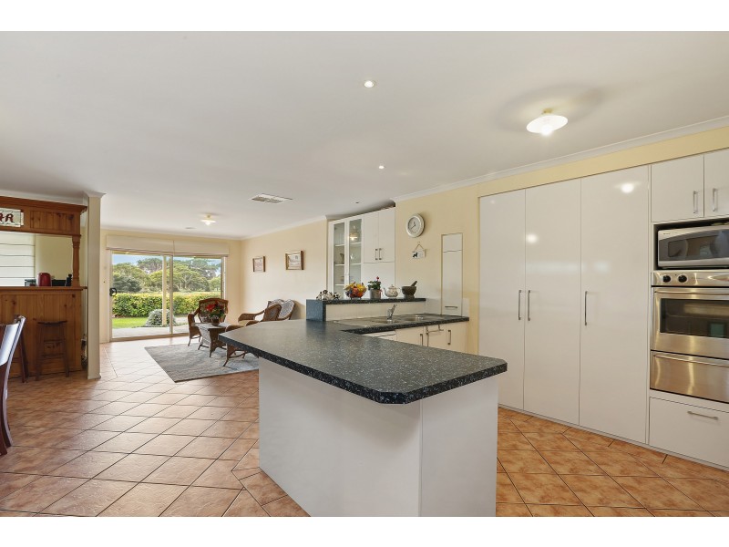 11 Menzies Close, Lara VIC 3212