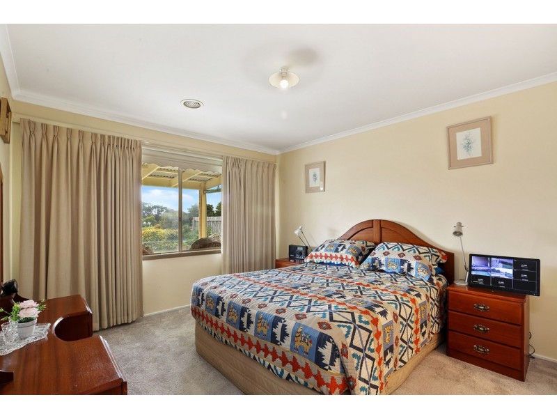 11 Menzies Close, Lara VIC 3212