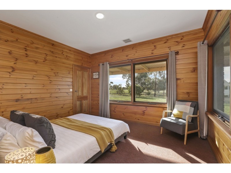 85 McIntosh Road, Little River VIC 3211