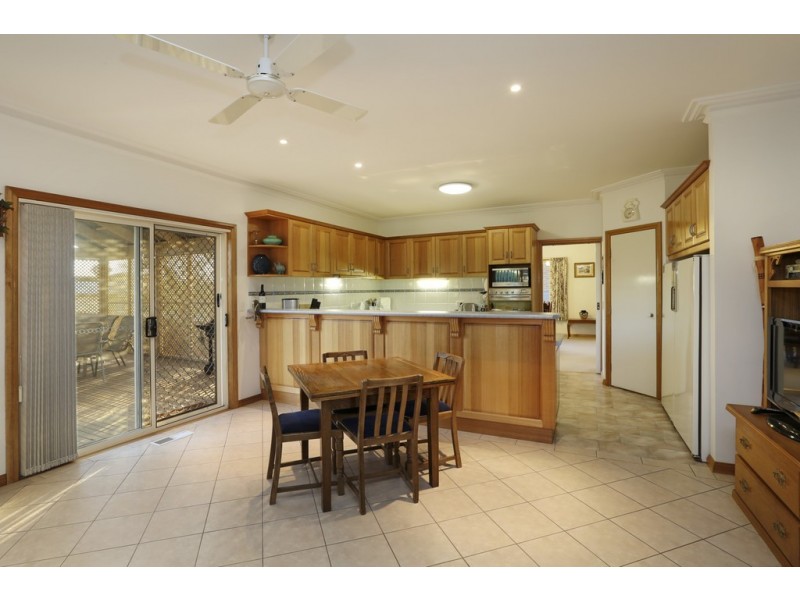1 Duncan Drive, Lara VIC 3212