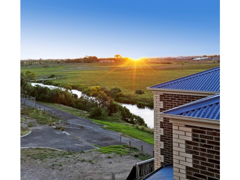 1 Duncan Drive, Lara VIC 3212