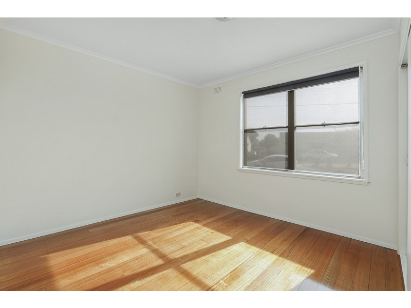 1 Iowa Street, Corio VIC 3214