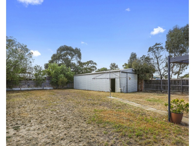 3 Rothwell Road, Little River VIC 3211