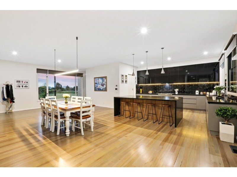 2-4 Robs Lane, Little River VIC 3211