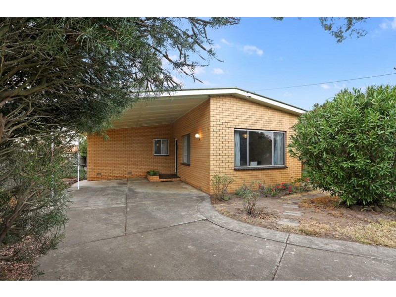 9 Sheridan Street, Hamlyn Heights VIC 3215