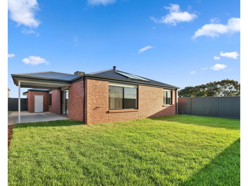 19 Lavender Drive, Lara VIC 3212