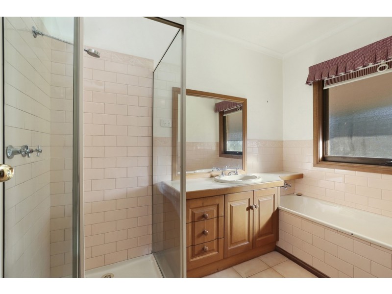 185 Patullos Road, Lara VIC 3212