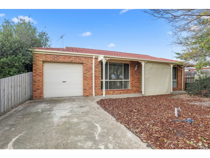 9 Blackbird Circuit, Lara VIC 3212