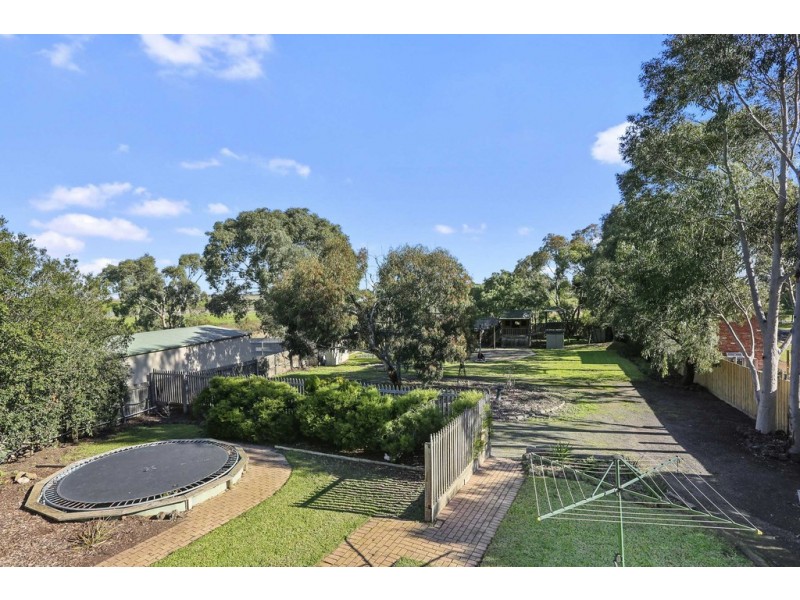 8 Scarlett Grove, Lara VIC 3212