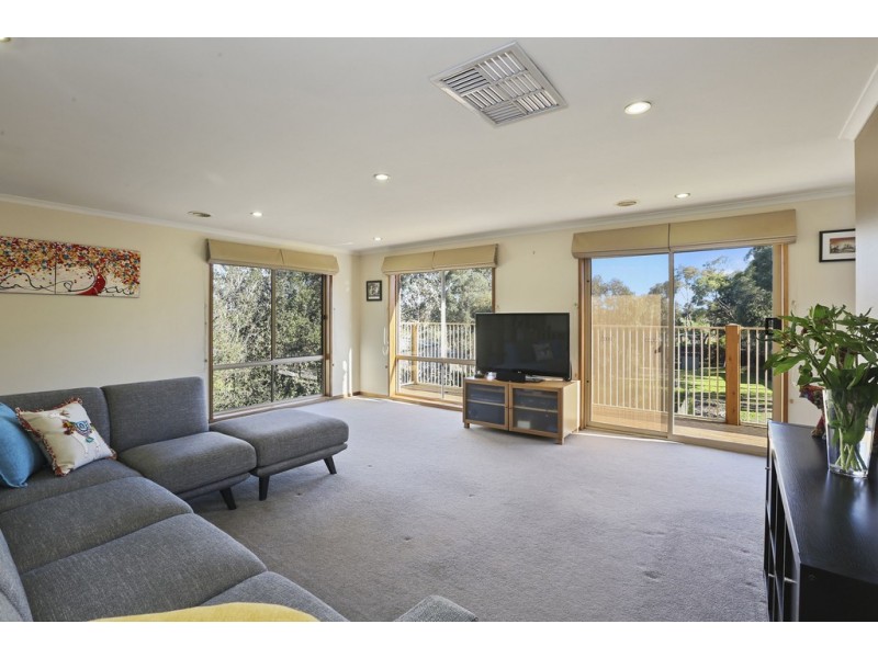8 Scarlett Grove, Lara VIC 3212