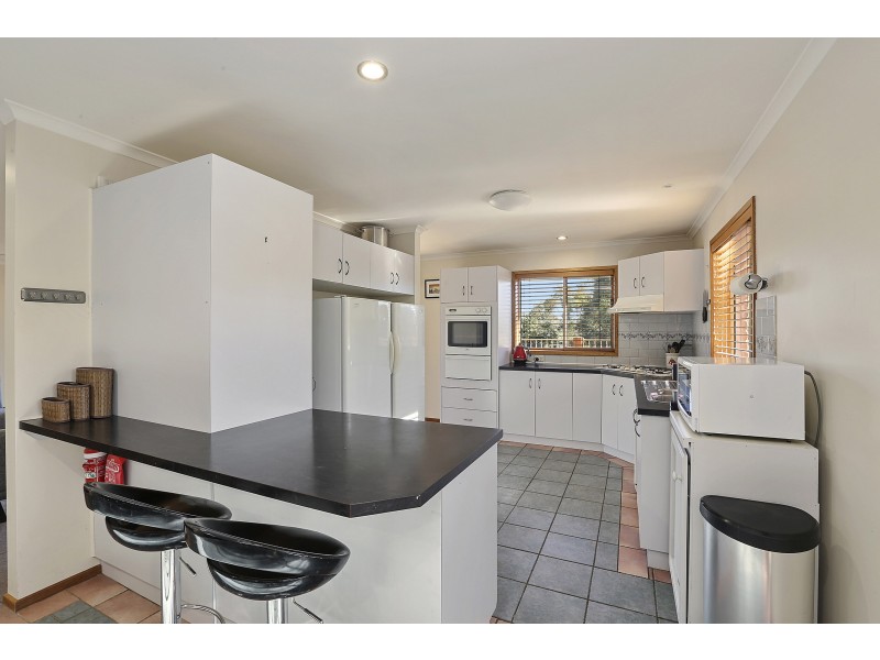 8 Scarlett Grove, Lara VIC 3212