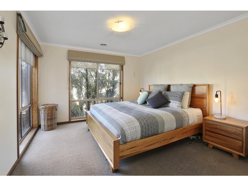 8 Scarlett Grove, Lara VIC 3212