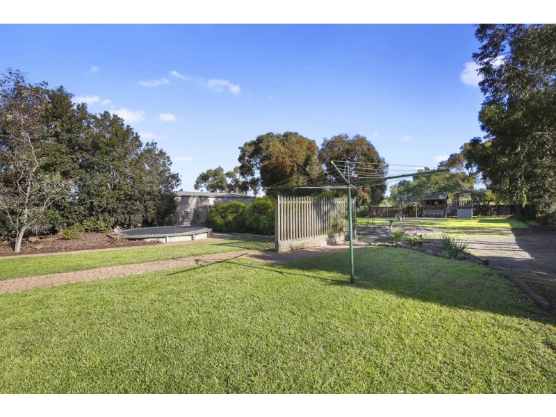 8 Scarlett Grove, Lara VIC 3212