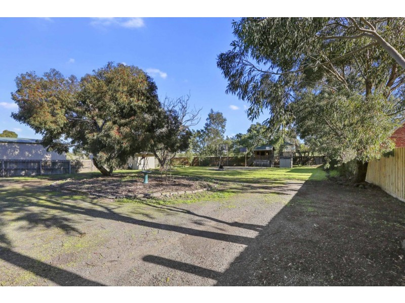 8 Scarlett Grove, Lara VIC 3212