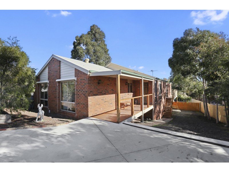 8 Scarlett Grove, Lara VIC 3212