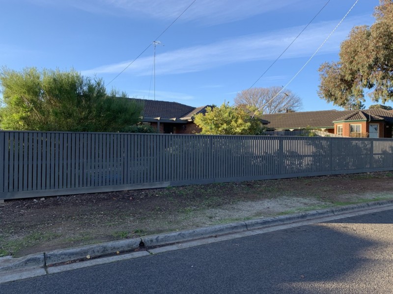 17 Sheeran Crescent, Lara VIC 3212