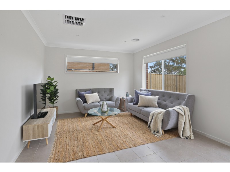 34 Yellow Avenue, Lara VIC 3212