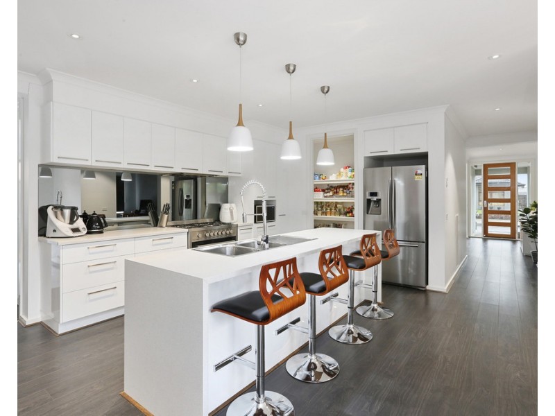 5 Wathaurong Drive, Lara VIC 3212