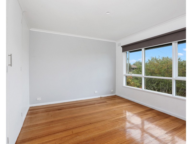 1/11 Saintfield Street, Lara VIC 3212