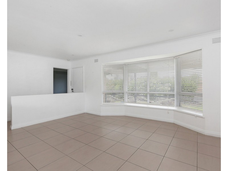 1/11 Saintfield Street, Lara VIC 3212