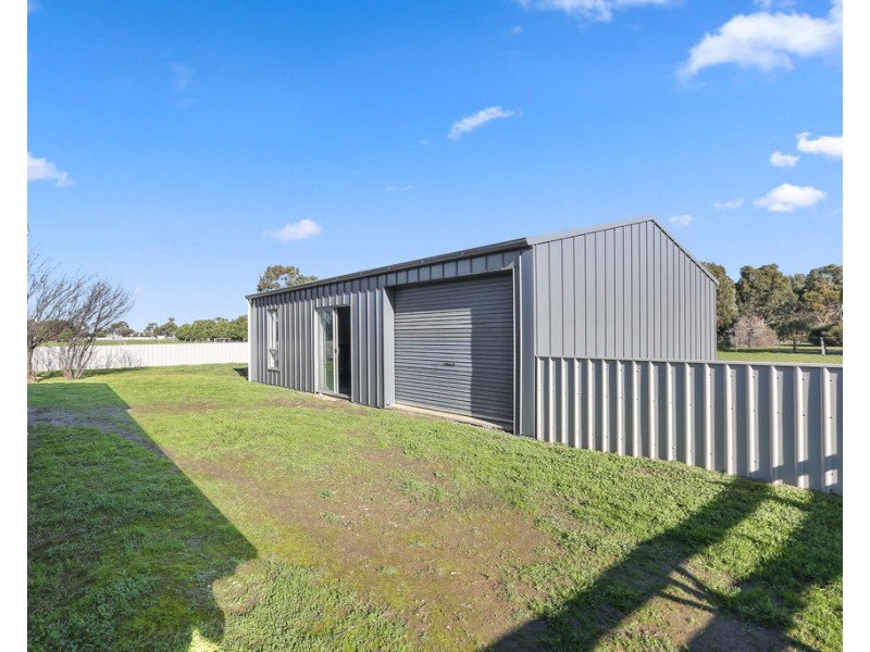 30 Kiddle Drive, Lara VIC 3212