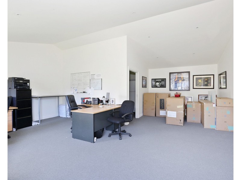 30 Kiddle Drive, Lara VIC 3212