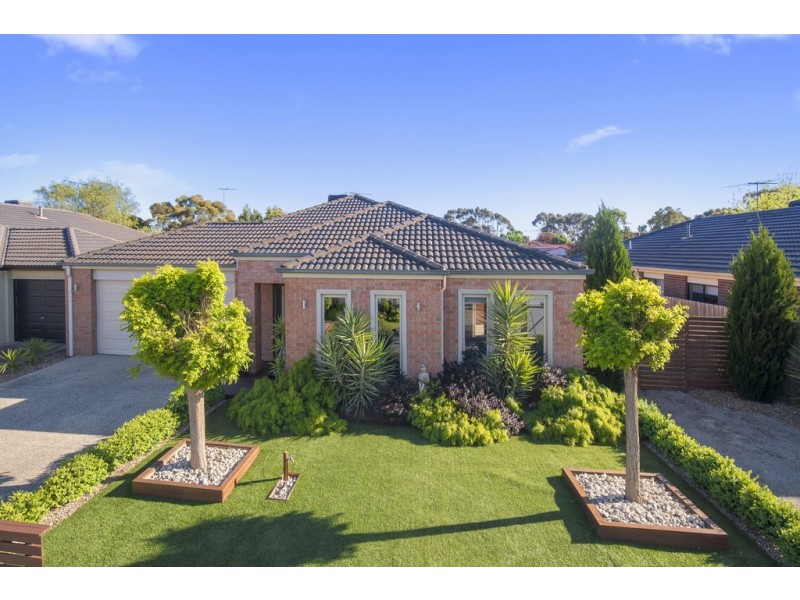 12 Nilaur Place, Lara VIC 3212