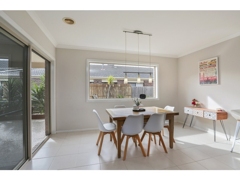 12 Nilaur Place, Lara VIC 3212