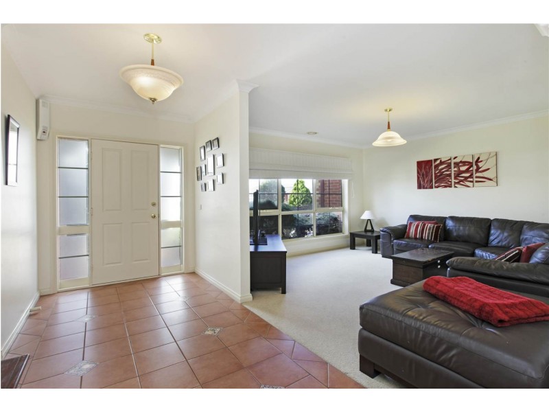 25 Magpie Close, Lara VIC 3212