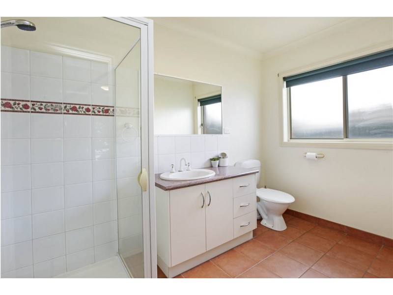 25 Magpie Close, Lara VIC 3212