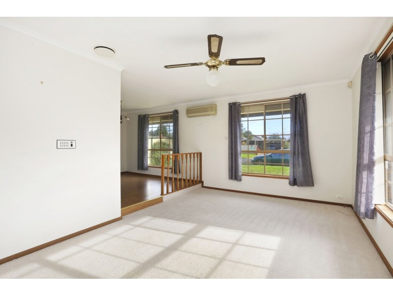 30 Henderson Drive, Lara VIC 3212