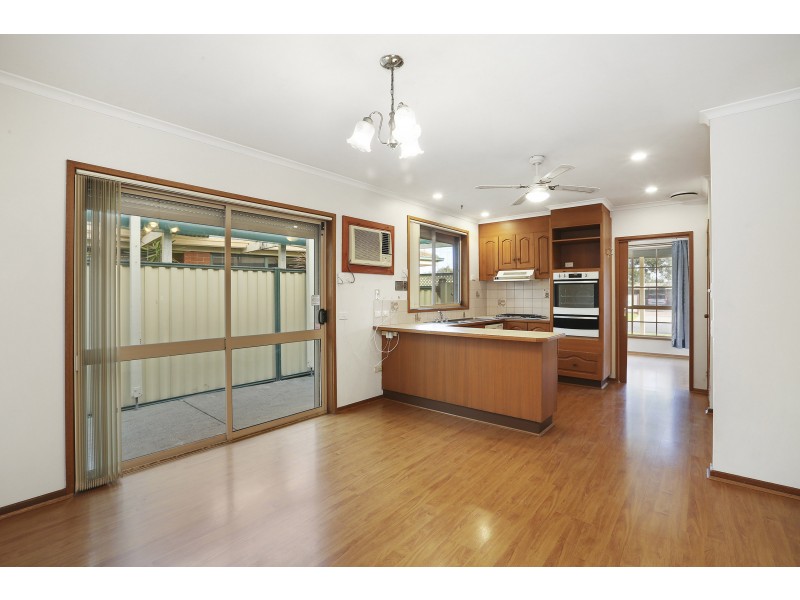 30 Henderson Drive, Lara VIC 3212