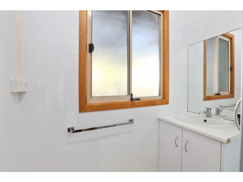 21 Plume Street, Norlane VIC 3214