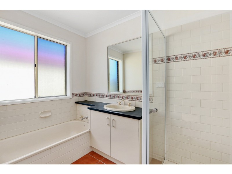 4 Racheal Close, Lara VIC 3212