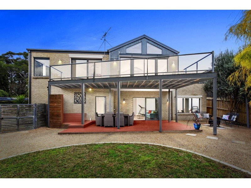 7-9 Hillbank Close, Hamlyn Heights VIC 3215