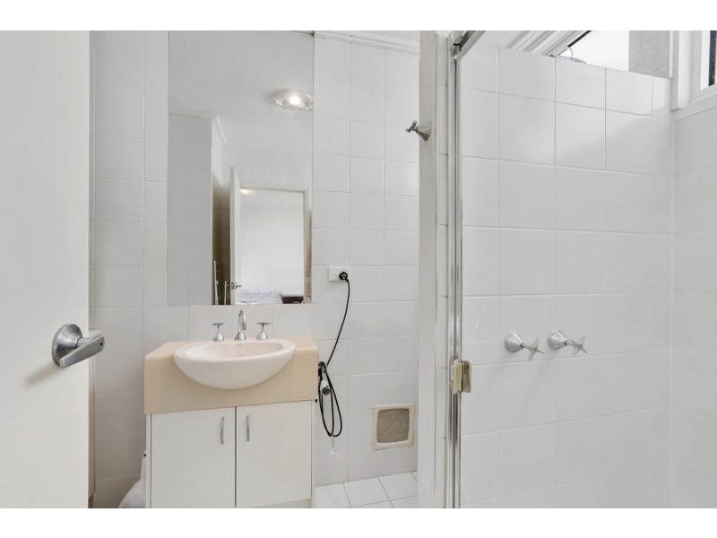 9/4 Fitzroy Street, Geelong VIC 3220