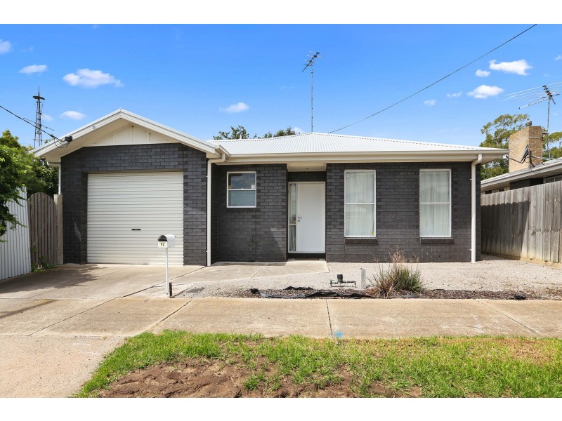 92 Eagle Parade, Norlane VIC 3214