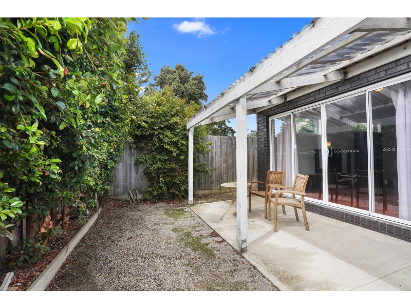 92 Eagle Parade, Norlane VIC 3214
