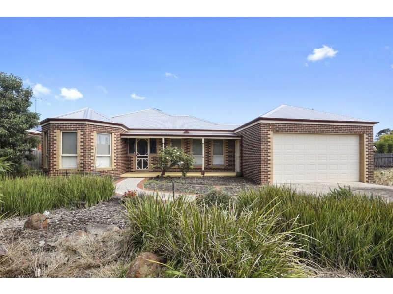 12 Reliance Avenue, Lara VIC 3212