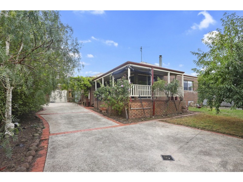 12 Reliance Avenue, Lara VIC 3212