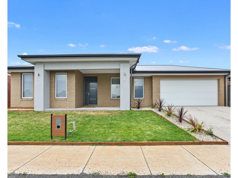 5 Canterbury Road West, Lara VIC 3212