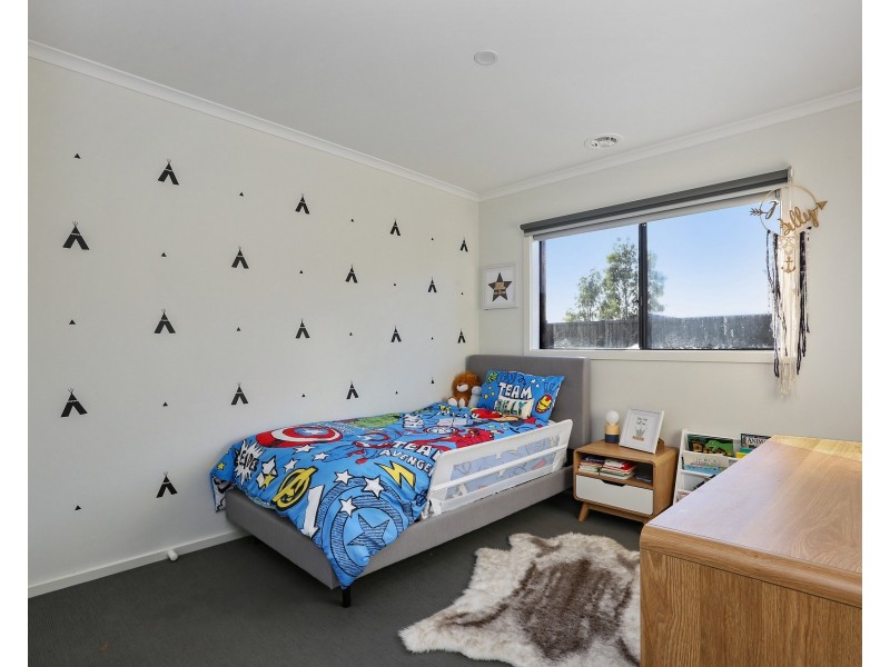 120 Canterbury Road West, Lara VIC 3212