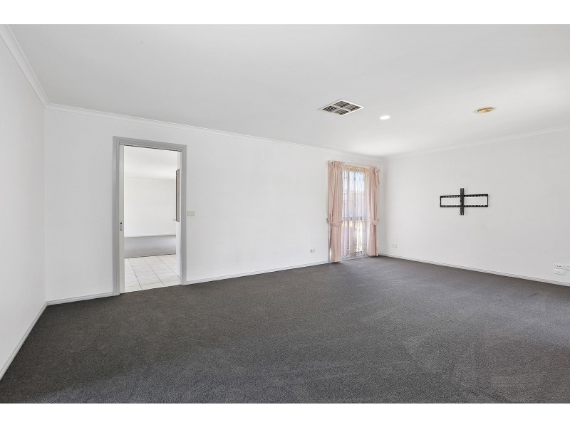 9 Therese Court, Lara VIC 3212