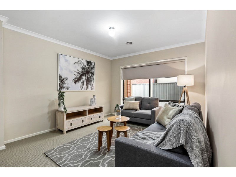 40 Moorhen Drive, Lara VIC 3212