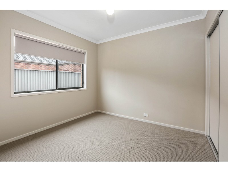40 Moorhen Drive, Lara VIC 3212